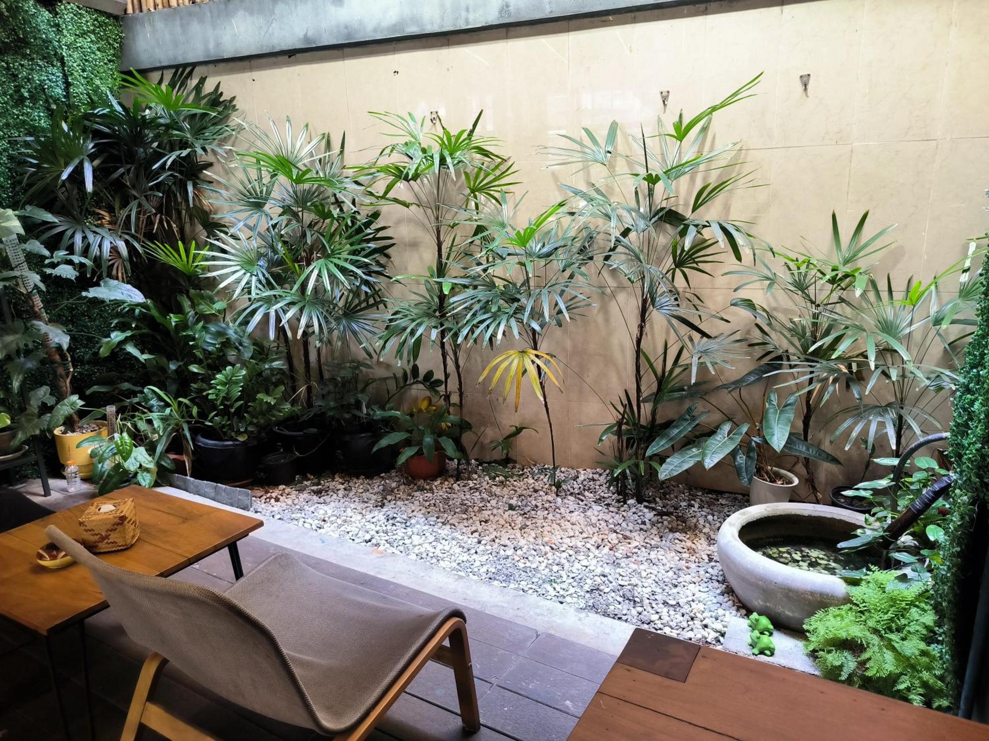 Whereder Poshtel ウドーンターニー エクステリア 写真