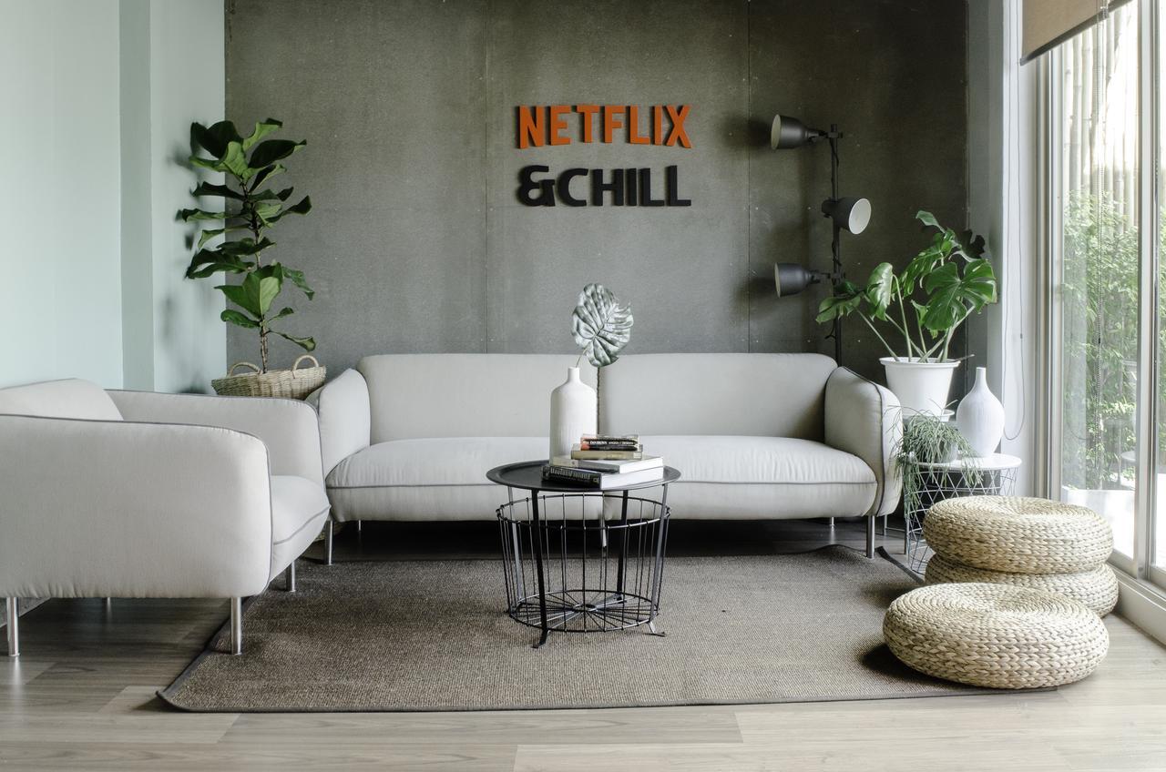 Whereder Poshtel ウドーンターニー エクステリア 写真